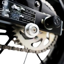 R&G Racing Silver M8 Elevation