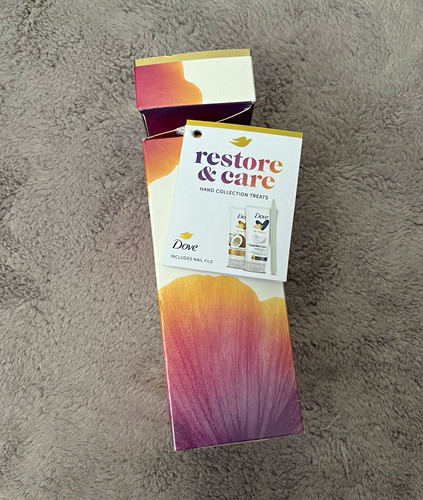 Dove restore care hand - &,
