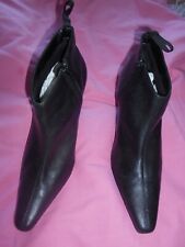 Florence & Fred black leather