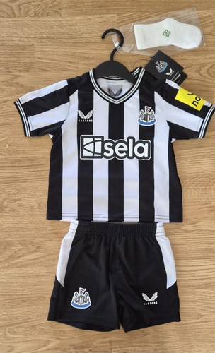 Bnwt newcastle united baby - bnwt,