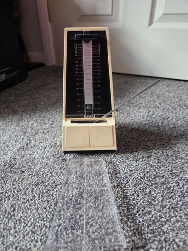 Vintage kawai metronome - kawai, beige