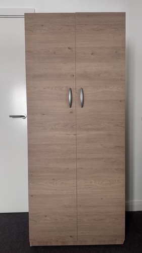 Traditional oak effect - oak,