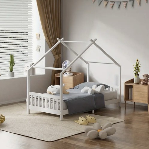 Treehouse style white bed - treehouse,