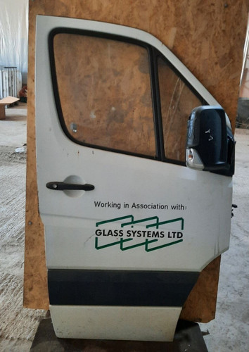 Mercedes benz sprinter w906 - mercedes-benz,