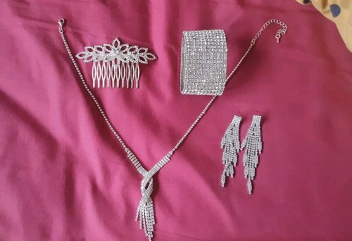 Silver jewellery set - silver,
