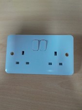 Schneider Electric GGBL3020 Lisse Profile Double Socket 13A