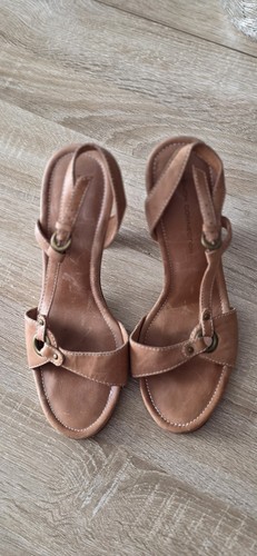 French connection sandals - french,