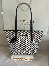 Radley  Shoulder Bag    OPTIC RESPONSIBLE RRP 145 BNWT
