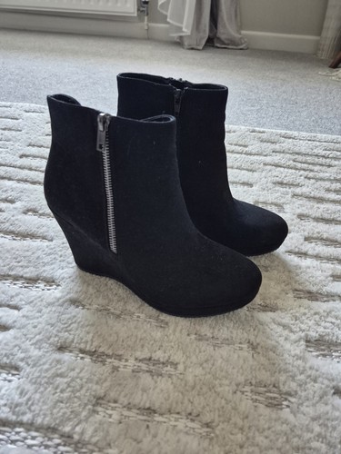 Black heels size - heels,