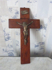 LARGE VINTAGE FRENCH SIMPLE WOODEN  CRUCIFIX .
