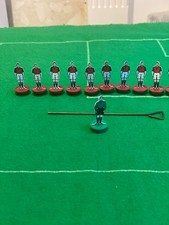 Subbuteo Celluloid Flats  REF 7  West Ham complete  in VGC.