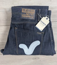 Voi Jeanswear Printed V Logo