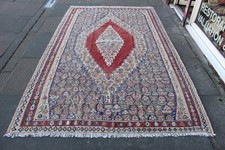 Fine Vintage Traditional Hand