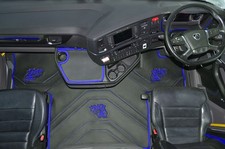 TRUCK ECO LEATHER FLOOR MAT -