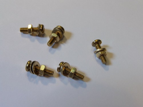 M3x8 brass pan head - brass,