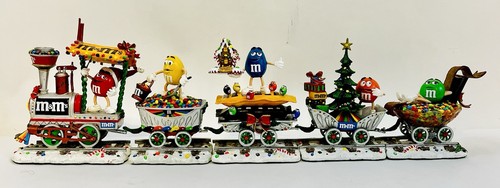 Danbury mint merry - m&m's,
