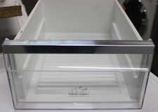 Hotpoint H84BE72X03 American Fridge salad bottom drawer