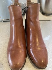 Ladies Joules Leather Chelsea Style Boots.