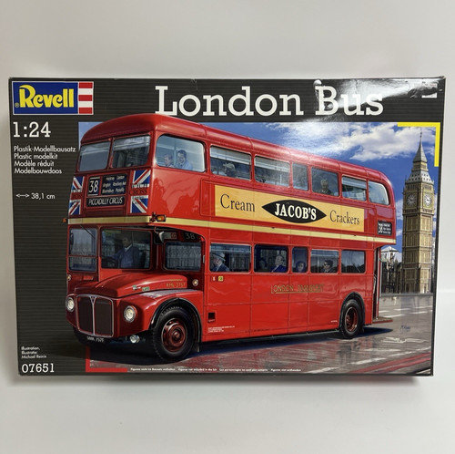 Revell london bus - london,