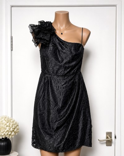 Kaliko black one shoulder - black, lace