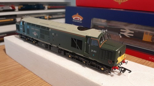 Class 411 in - 37,