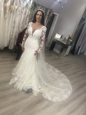 Martina Liana Ivory Wedding