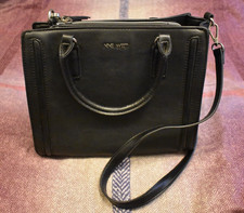 Black Faux Leather Handbag Shoulder Strap Removable Handles Nine West Pockets
