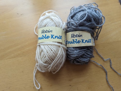 Two skeins robin double - two, of