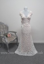 Tadashi Shoji ivory/petal colour simple lightweight wedding dress US 6, UK 10