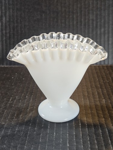 Vntg fenton silver crest white - fenton,