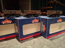 OO Gauge Bachmann 13 ton high