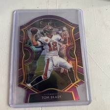 2020 Panini Select: Tom Brady (#1) Purple Die Cut Prizm 