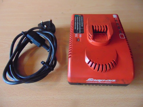 Snap battery charger - on,