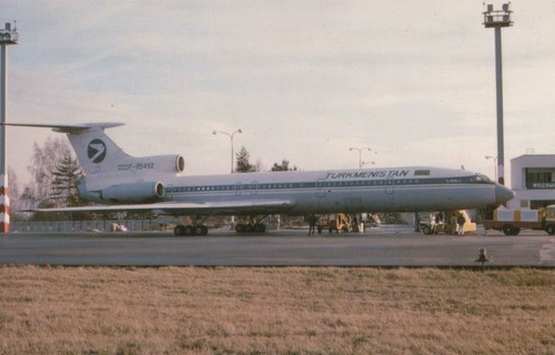 Turkmenistan airlines tupolev - turkmenistan,
