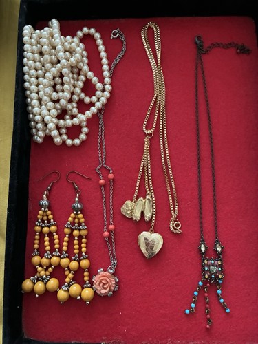Mixed vintage jewellery - mixed,