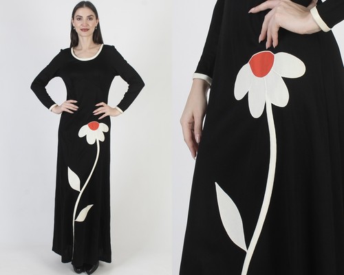 Vtg 70s black floral - vtg, applique