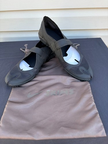 Nike skims shoes - nike, women's