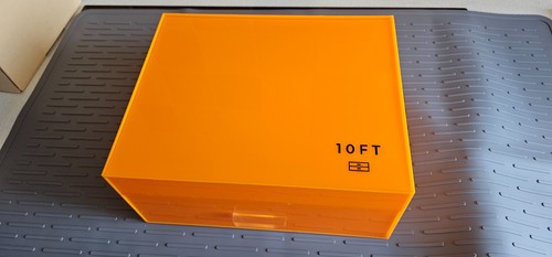 Acrylic storage box with - , lid