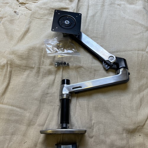 Demo used ergotron lx - used,