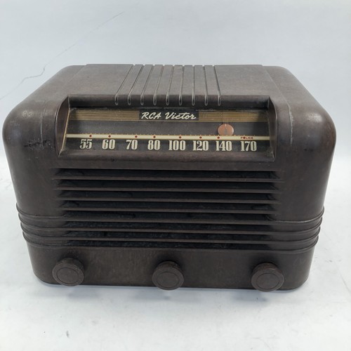 Vintage radio 40s wwii - radio,