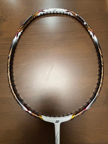 Yonex voltric 4ug5 - yonex,