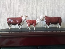 Beswick Cows - Hereford Bull
