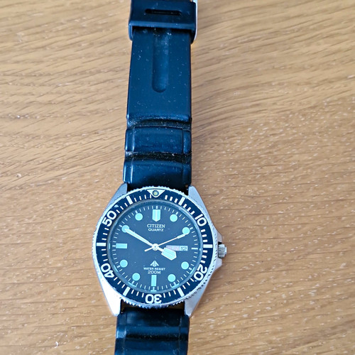 Citizen promaster quartz 200m - quartz,