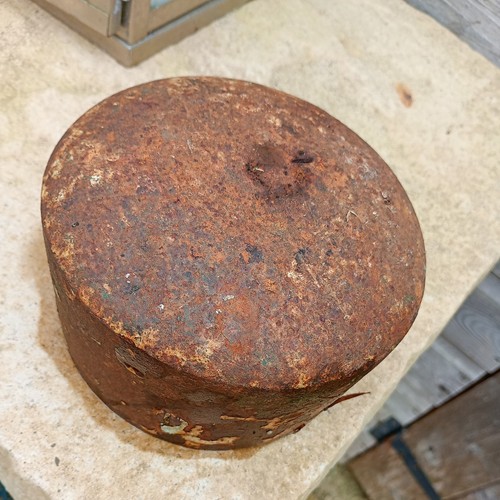 Antique bollard cast iron cap - cast,