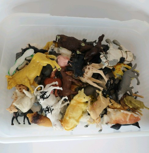 Box vintage toy farm - box,