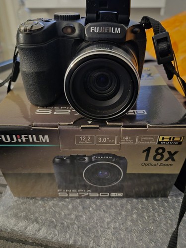 Fujifilm finepix s2750hd - fujifilm,