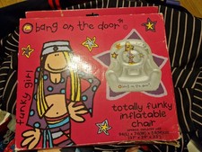 groovy chick bang on the door