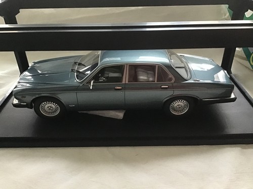 Cult models 18 scale - models,