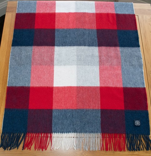 Checked 100 lambswool - checked,