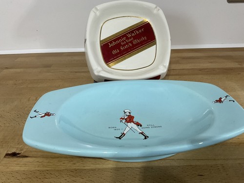 Johnnie walker two ashtrays - two,